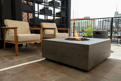 Praga Concrete Square Fire Pit