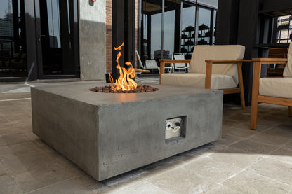 Praga Concrete Square Fire Pit