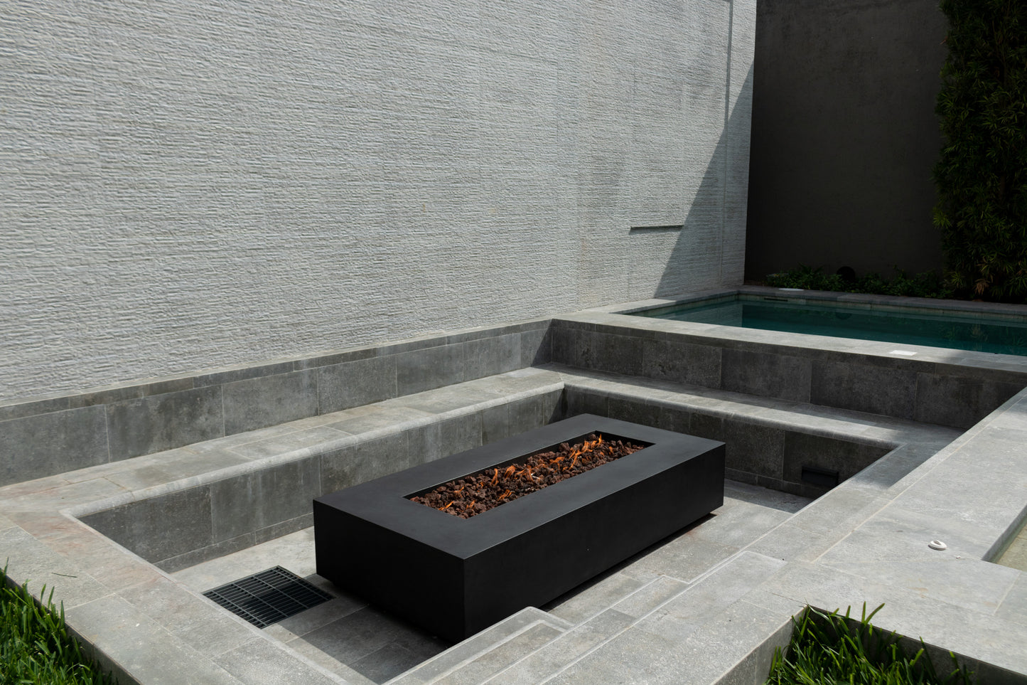 Manhattan Concrete Rectangular Fire Pit 03