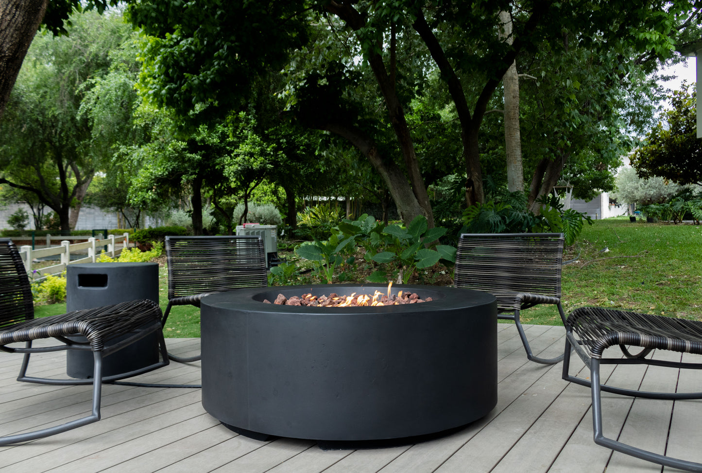 Coliseo Concrete Cylinder Fire Pit 01