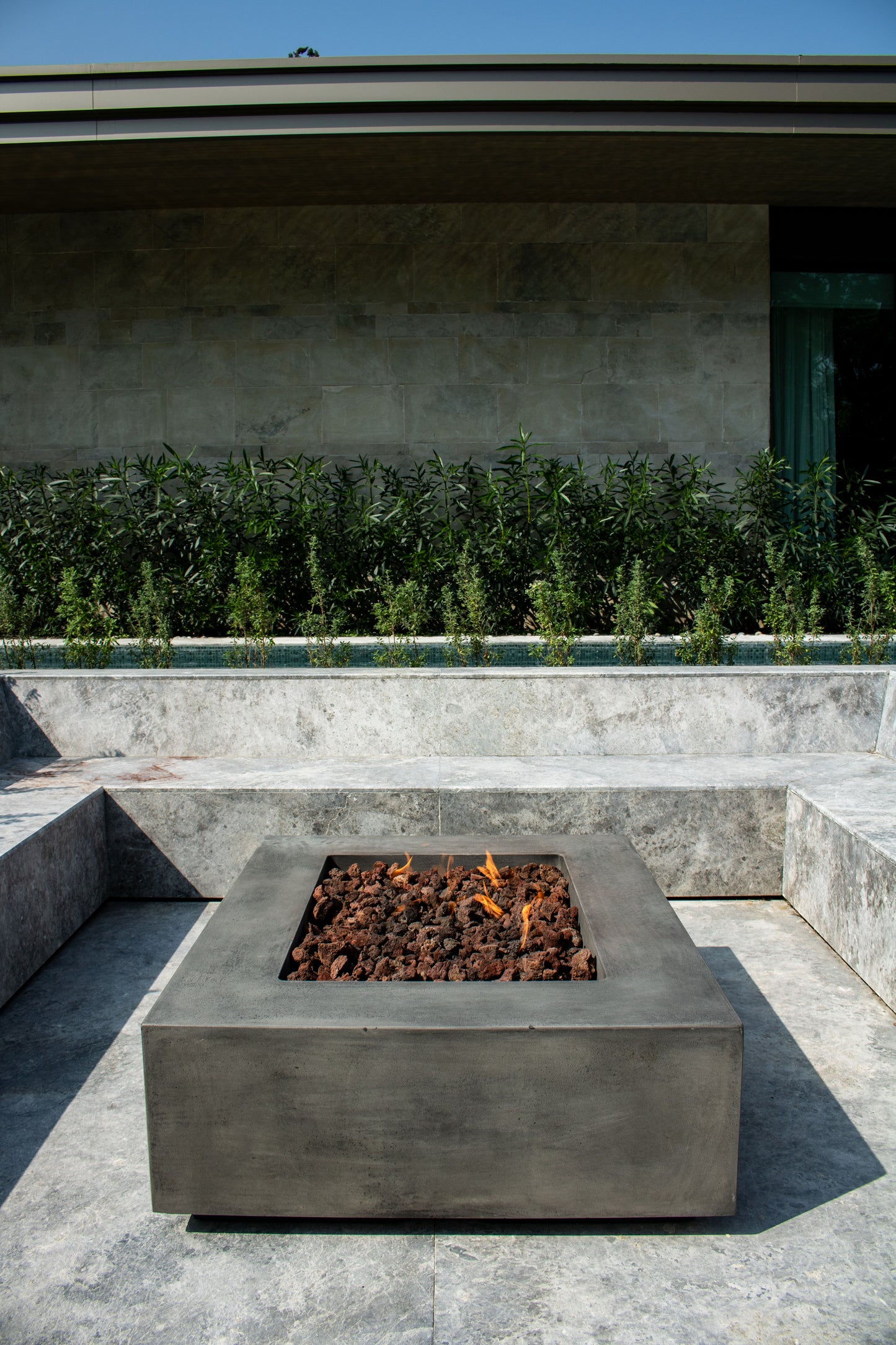 Manhattan Concrete Rectangular Fire Pit 06