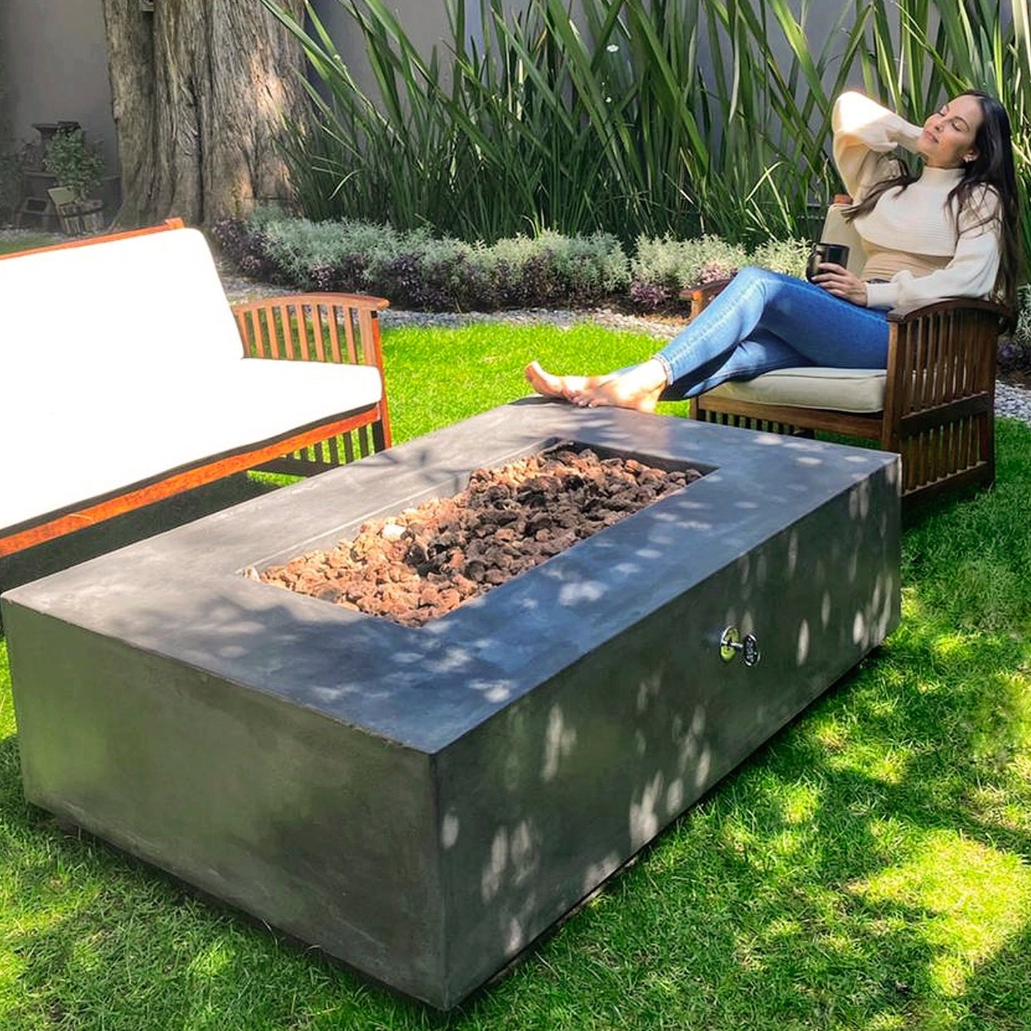 Manhattan Concrete Rectangular Fire Pit 01